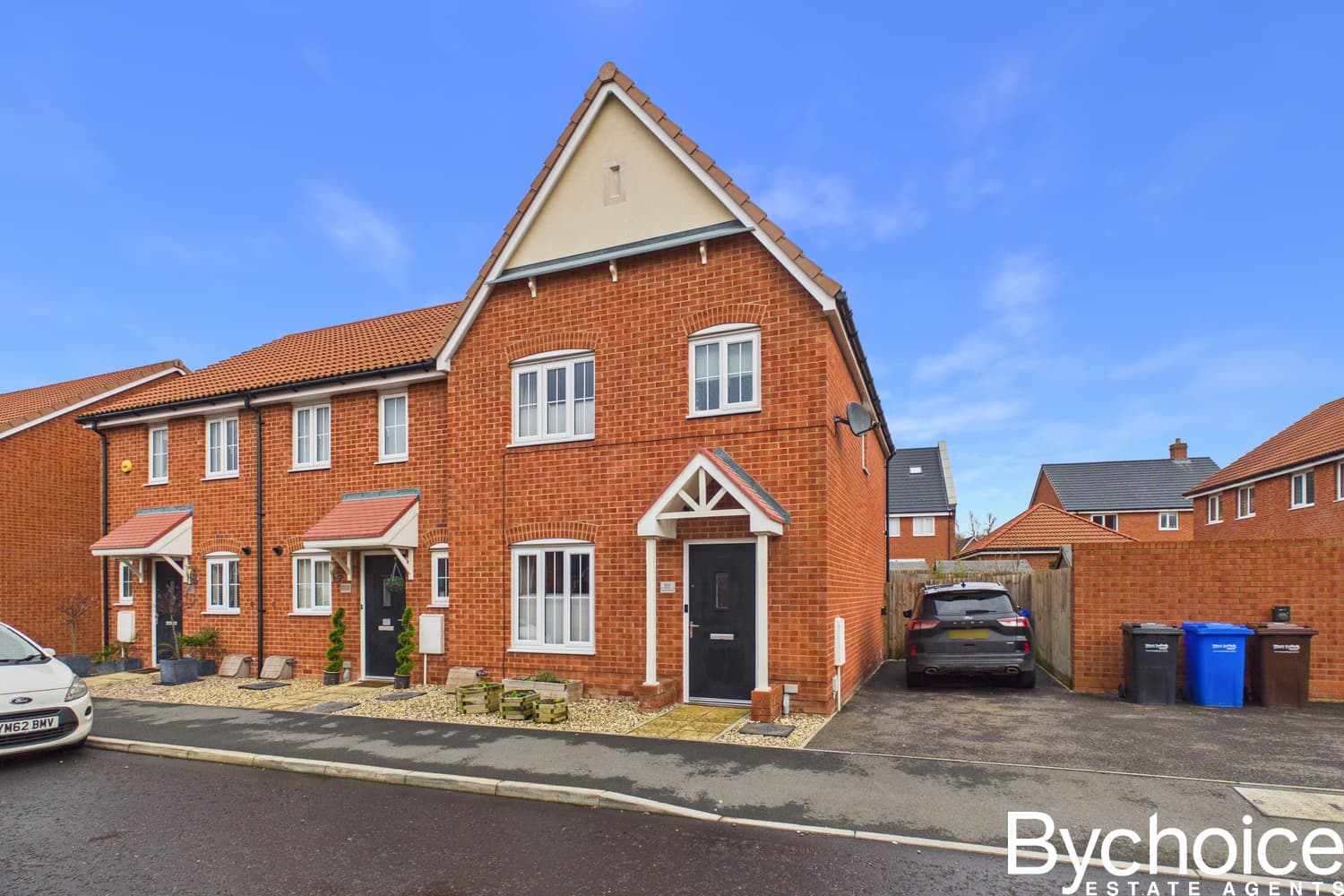 James Dunn Way, Haverhill, Suffolk