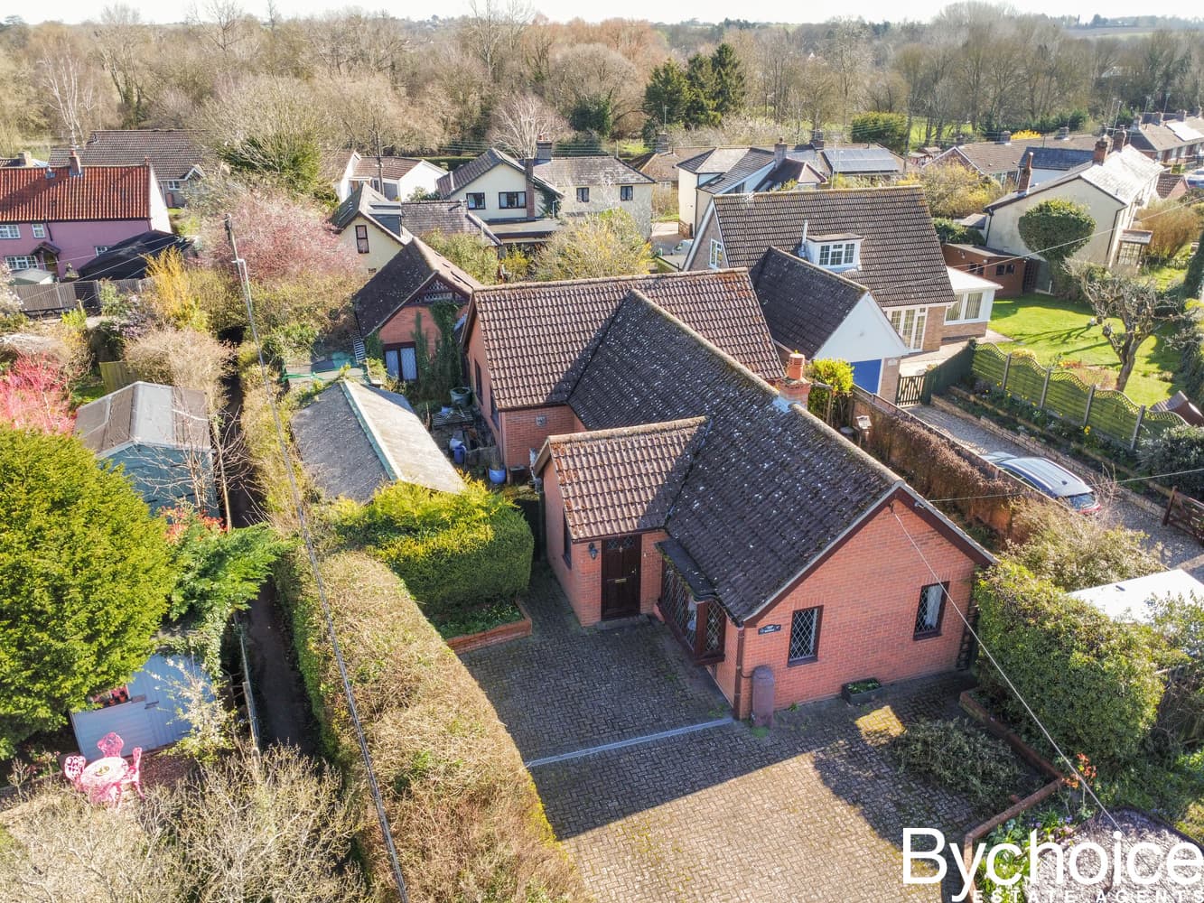 White Horse Road, Kedington