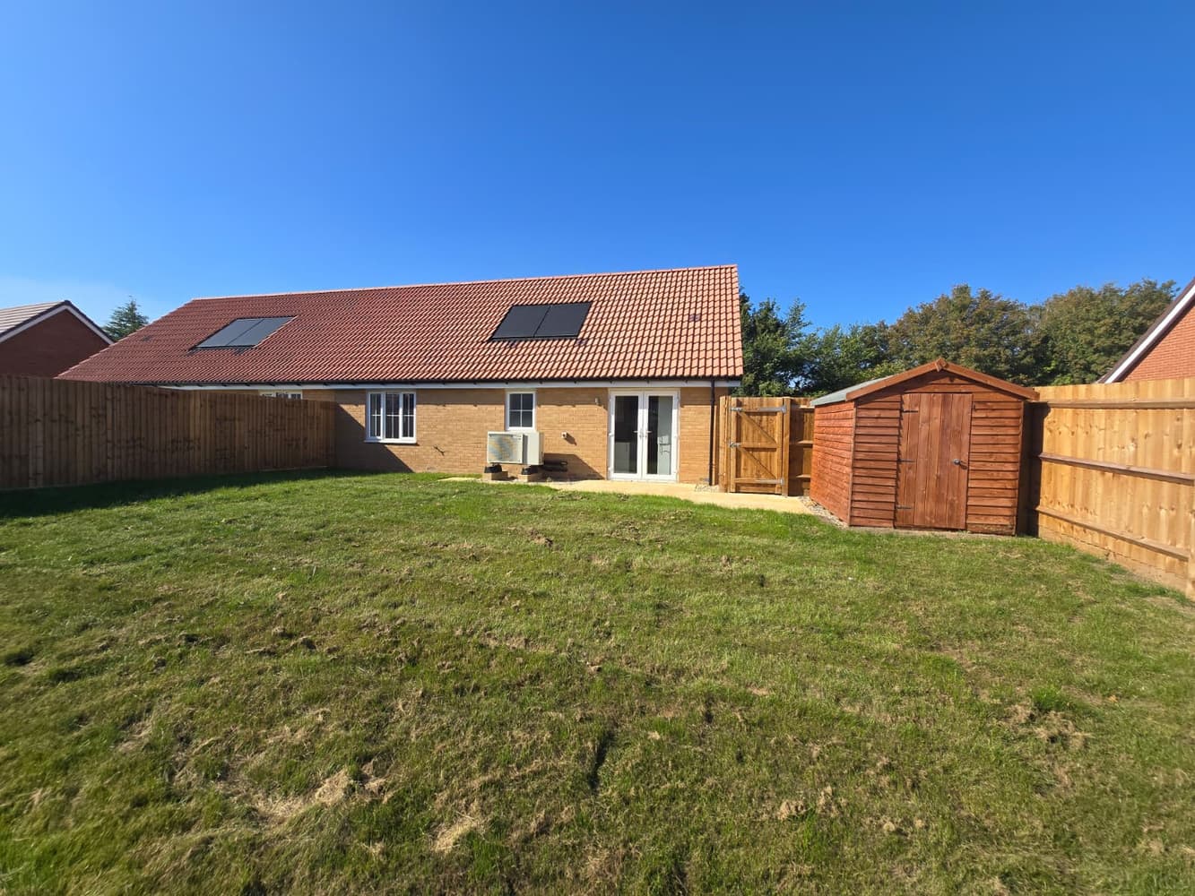 Sunflower Close, Thurston