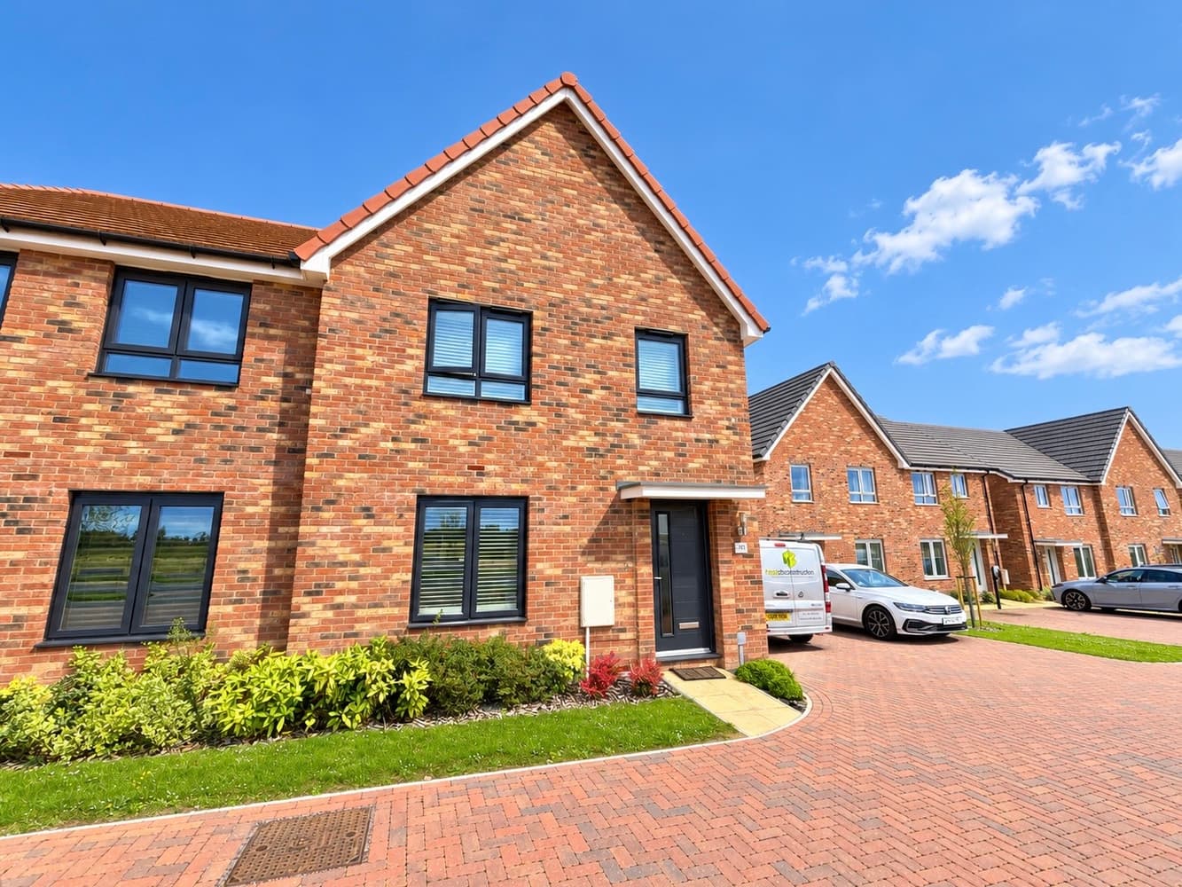 Brightwell Lakes, Martlesham